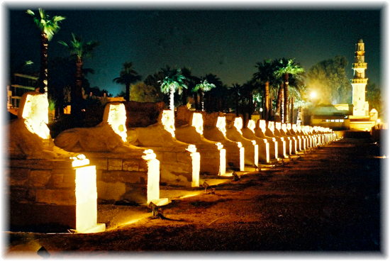 Theben in Ägypten - Sphingenallee Theben in Ägypten - Sphingenallee